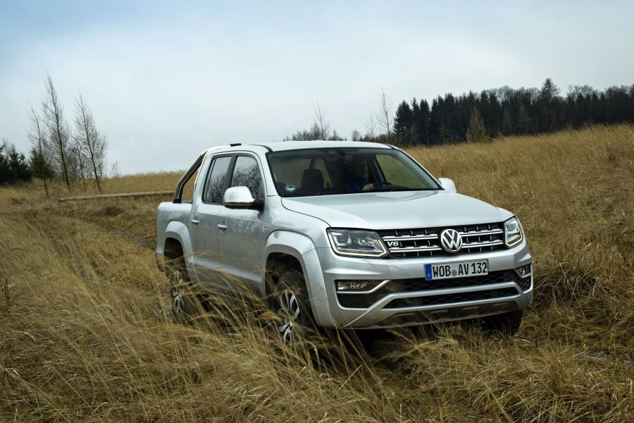  Volkswagen Amarok Double Cab Highline 2016 года  (фото 31 из 37)